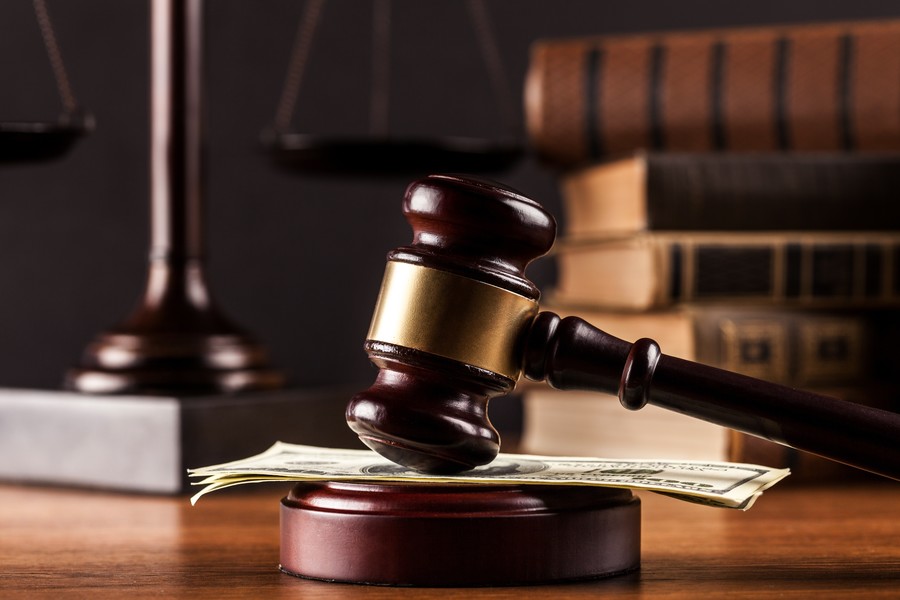 南京刑事律师解读非法运输烟花爆竹标准：法律红线不可触碰